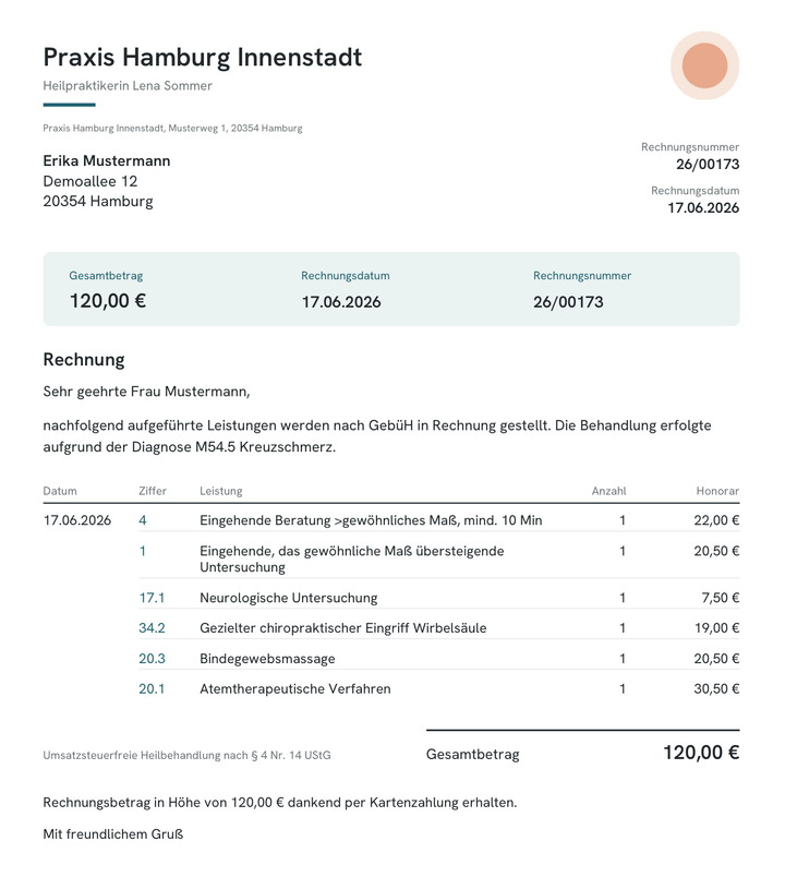 Rechnung aus lucar: Anschrift, Rechnungsnummer und Betrag, die Diagnose M54.5 Kreuzschmerz, sechs Leistungen mit GebüH-Ziffer und Honorar und der Hinweis auf die umsatzsteuerfreie Heilbehandlung